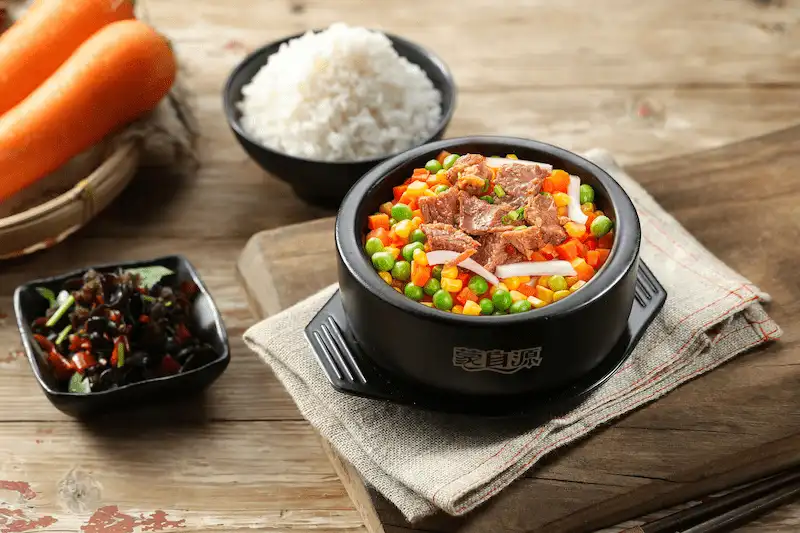 红烧牛肉过桥饭 Braised Beef Brisket with Rice